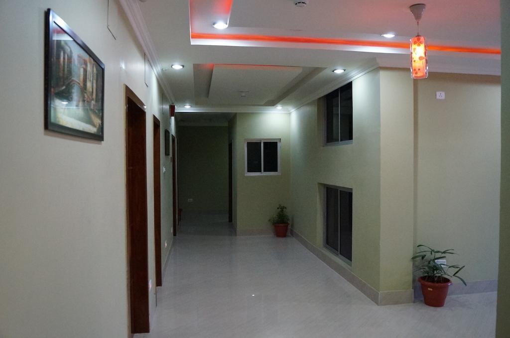 Collection O Hotel Highway Palace Guwahati Dış mekan fotoğraf